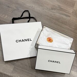 Chanel White and Black Gift Box Set